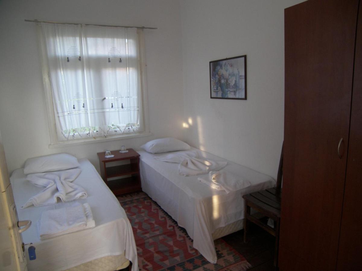 Hotel Mavi Pension Ayvalı Pokoj fotografie